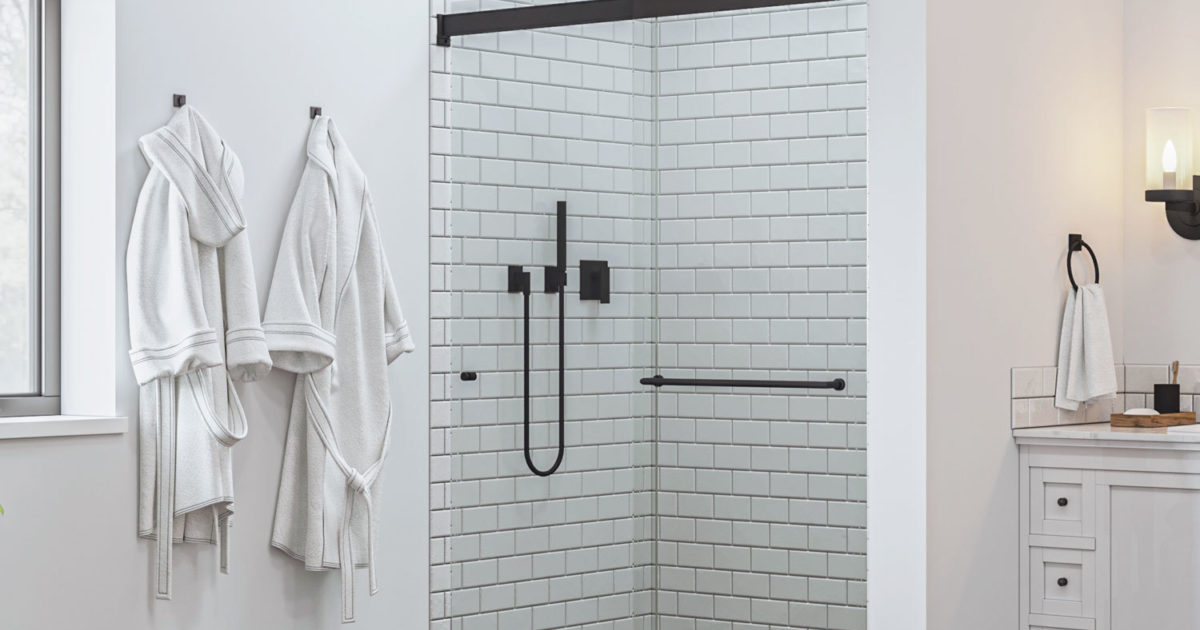 ロザトロール Rotolo Lux Frameless 3/8-inch Glass Rolling Shower Door | Basco